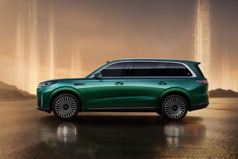 Представлен роскошный кроссовер Chery Fulwin T11. В России он появится под другим брендом