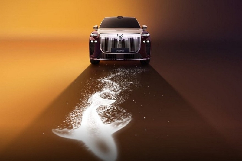 Роскошный кроссовер Voyah Taishan: новые фото, включая первые кадры с салоном