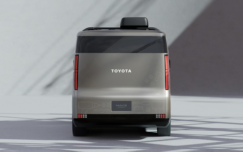 Toyota показала в Токио предвестника вэна HiAce нового поколения