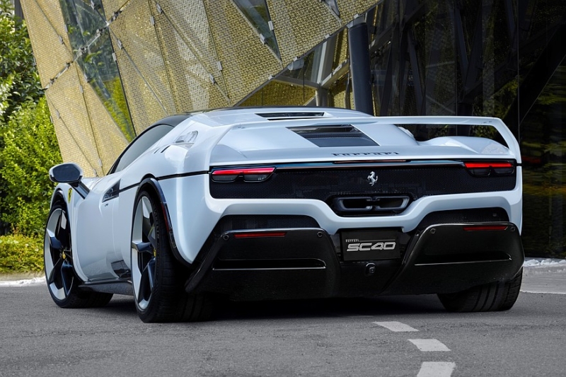 Уникальный суперкар Ferrari SC40: дизайн в духе Ferrari F40 и техника от Ferrari 296 GTB