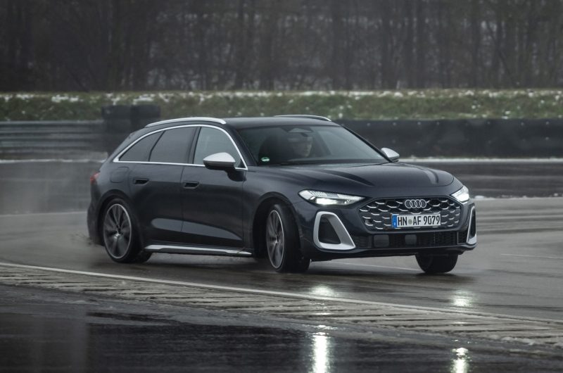 Audi анонсировала обновки сразу для нескольких моделей – A5, Q5, A6, A6 e-tron и Q6 e-tron