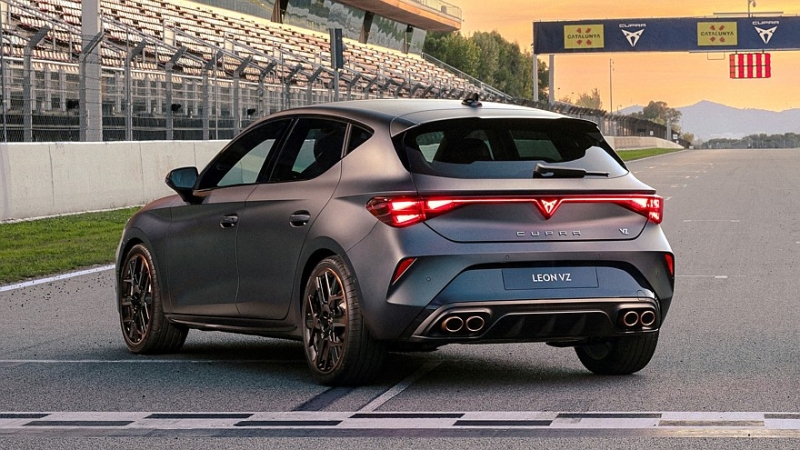 Cupra Leon обзавёлся самыми мощными переднеприводными версиями VZ и VZ TCR