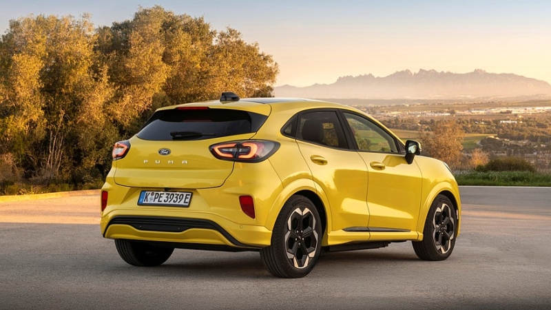 Ford Puma Gen-E получил пару обновок к 2026 году — автопилот и увеличенный запас хода