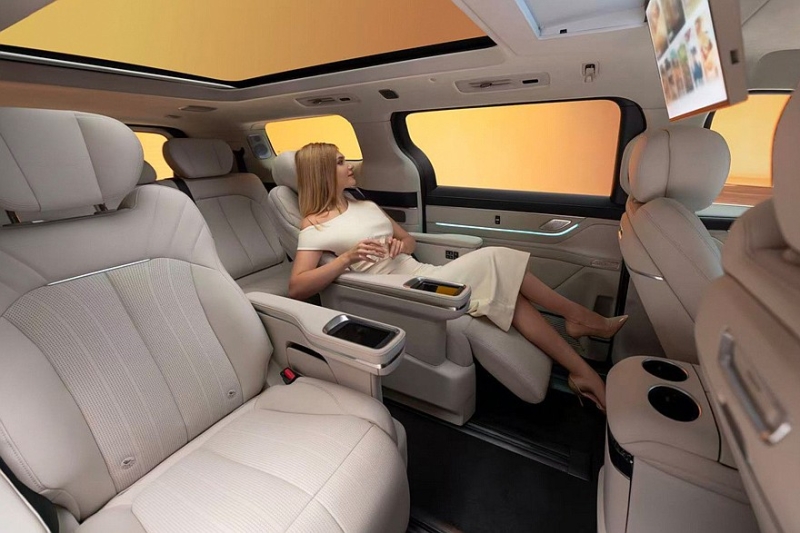 Geely Galaxy V900 готовится к старту продаж: минивэн уже установил необычный рекорд