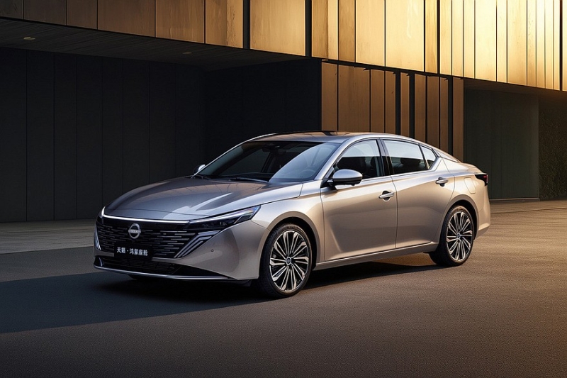 Nissan Teana выходит на рынок: новый дизайн и старые моторы