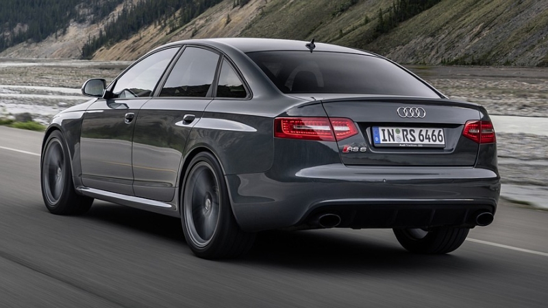Новый седан Audi RS6: первые изображения