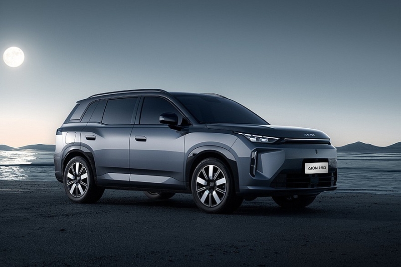 Представлен кроссовер GAC Aion i60: пока дороже брата от Toyota