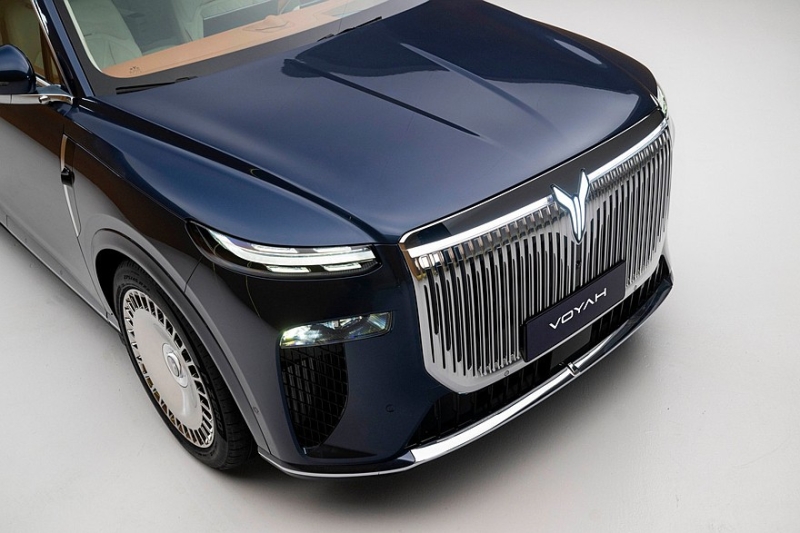 Роскошный кроссовер Voyah Taishan: успешный старт в Китае и премьера версии для России