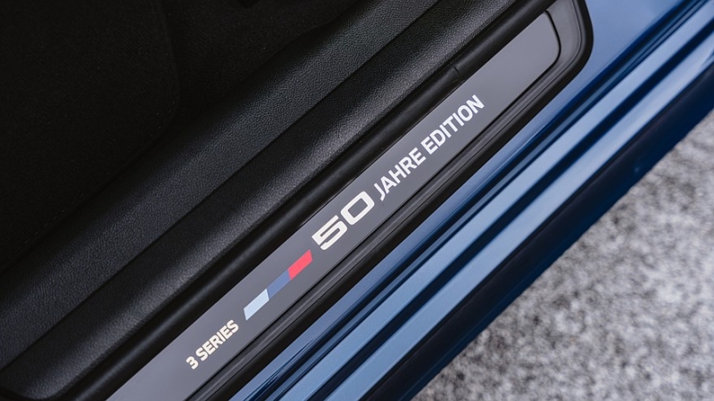 Седан BMW 3 series обзавёлся особенной версией в честь полувекового юбилея