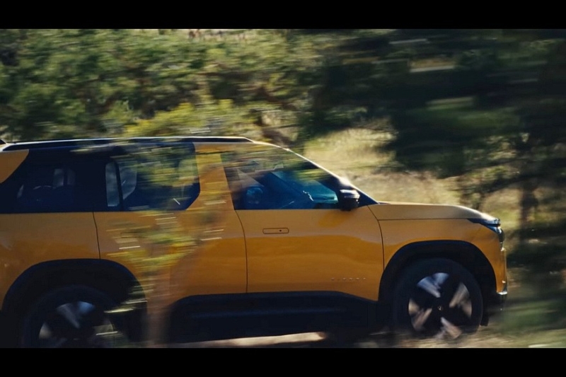 Серийный кроссовер Tata Sierra: трёхэкранное табло и несколько вариантов начинки