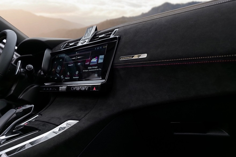 Теряющие покупателей DS 3, DS №4 и DS 7 обзавелись спецверсией Performance Line, цены известны