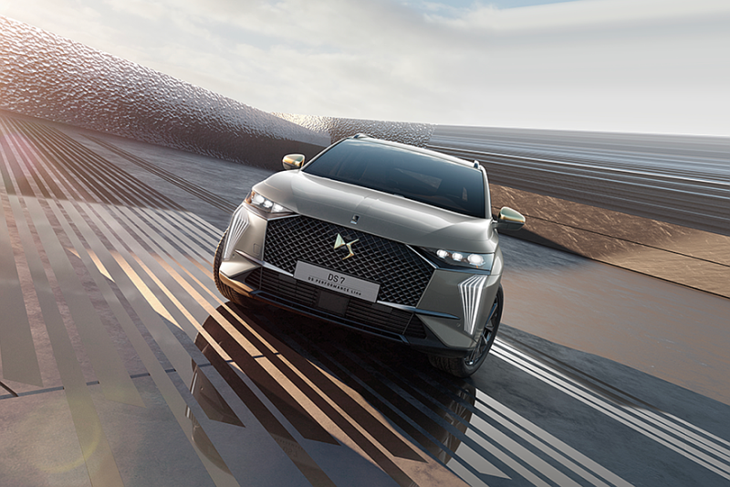 Теряющие покупателей DS 3, DS №4 и DS 7 обзавелись спецверсией Performance Line, цены известны