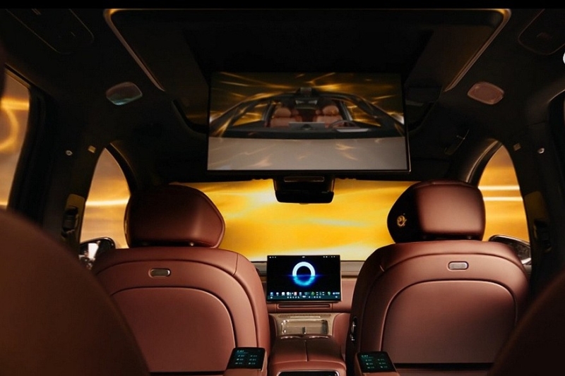 Dongfeng полностью раскрыл интерьер кроссовера Voyah Taishan, который привезут в Россию