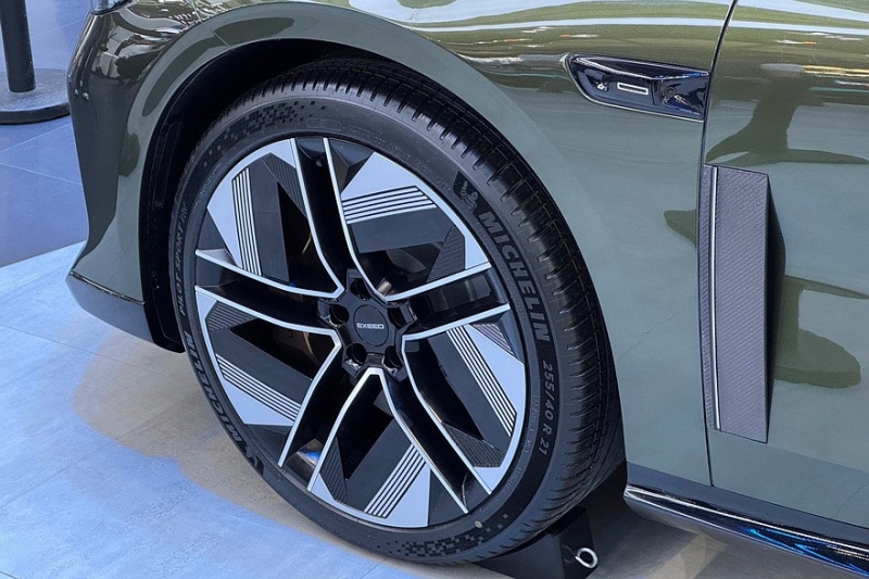 Линейку Exeed пополнит универсал Sterra ES7 GT: «живые» фото