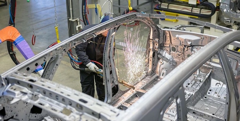 Производство моделей Evolute в РФ: теперь со сваркой и окраской кузовов